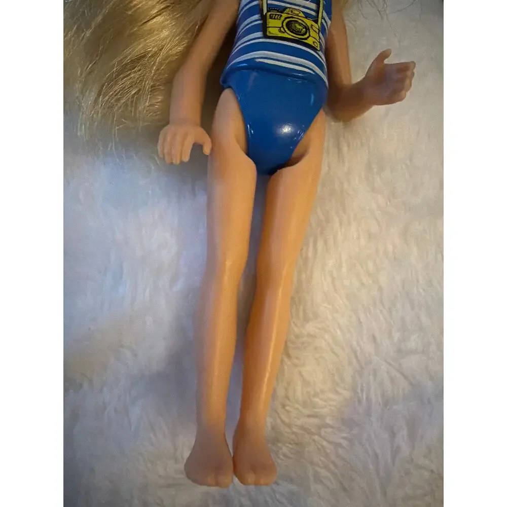 Barbie Club Chelsea Blonde Doll Blue Camera Swimsuit 6